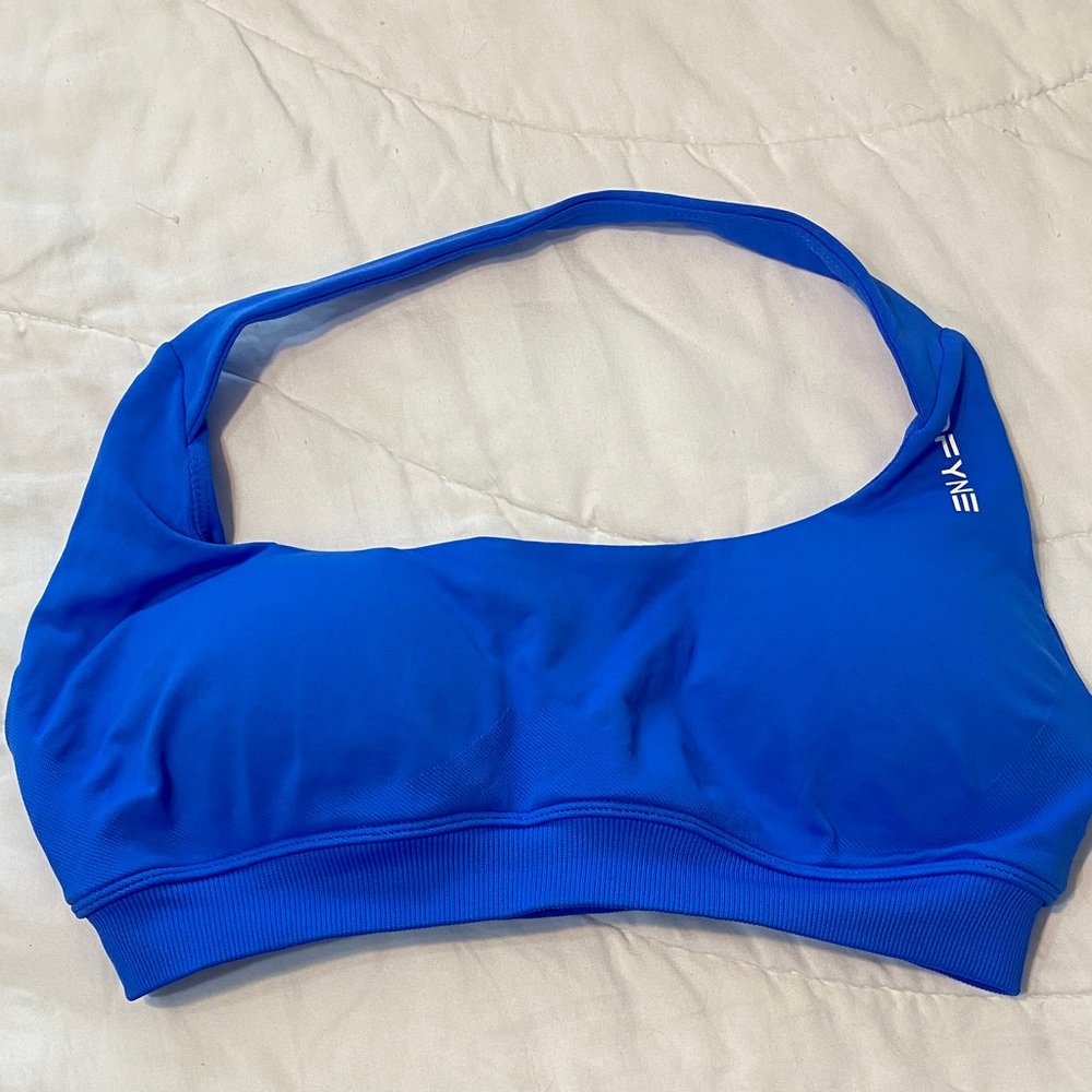 DFYNE Impact Sports Bra